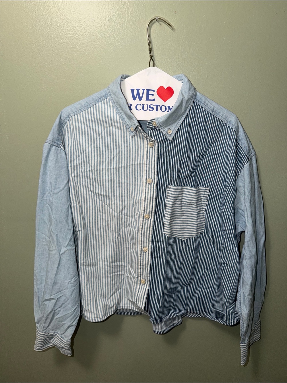 GAP Two-Tone Blue Striped Button-Down Shirt